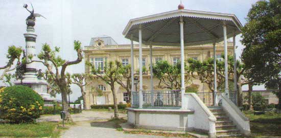 Parque Vicente Loriente (Castropol-Asturias)
