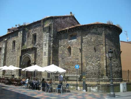 Abside de Sabu&ntilde;o Viejo (Avil&eacute;s-Asturias)
